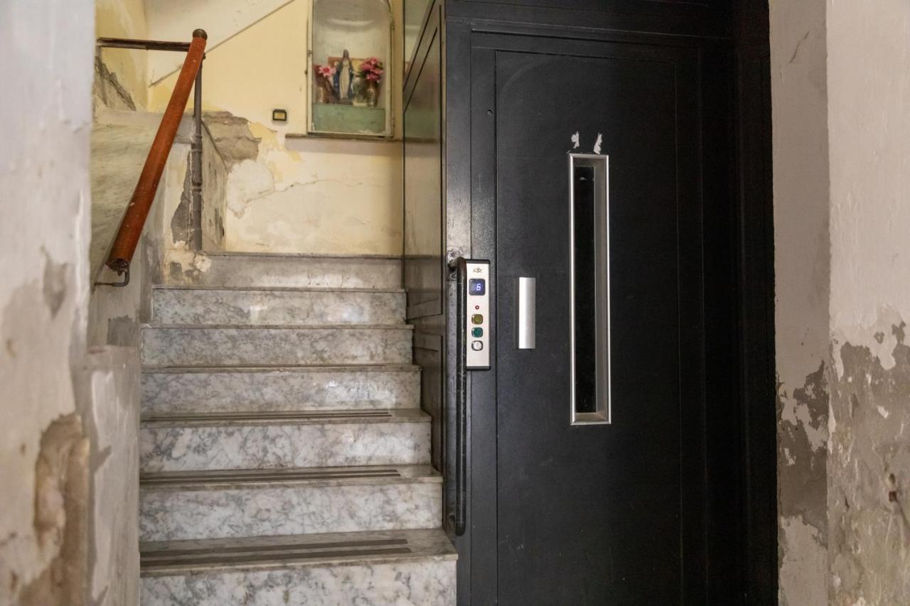 Apartment With Sea View With 2 Lifts Above Montesanto! Napoli Ngoại thất bức ảnh