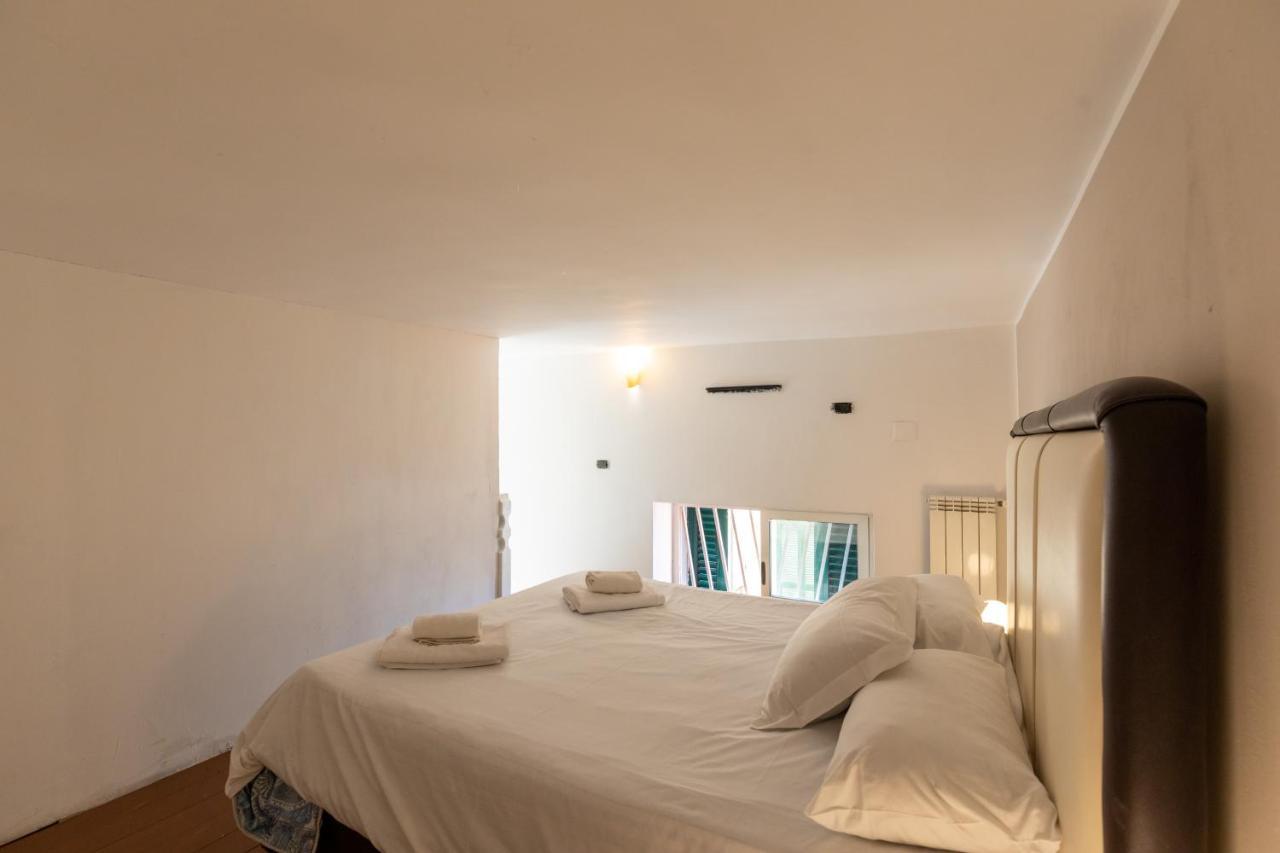 Apartment With Sea View With 2 Lifts Above Montesanto! Napoli Ngoại thất bức ảnh