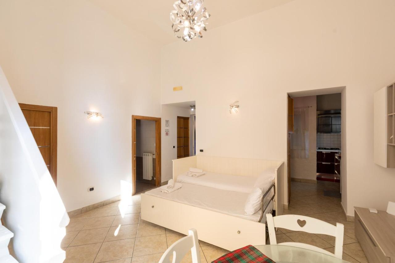 Apartment With Sea View With 2 Lifts Above Montesanto! Napoli Ngoại thất bức ảnh